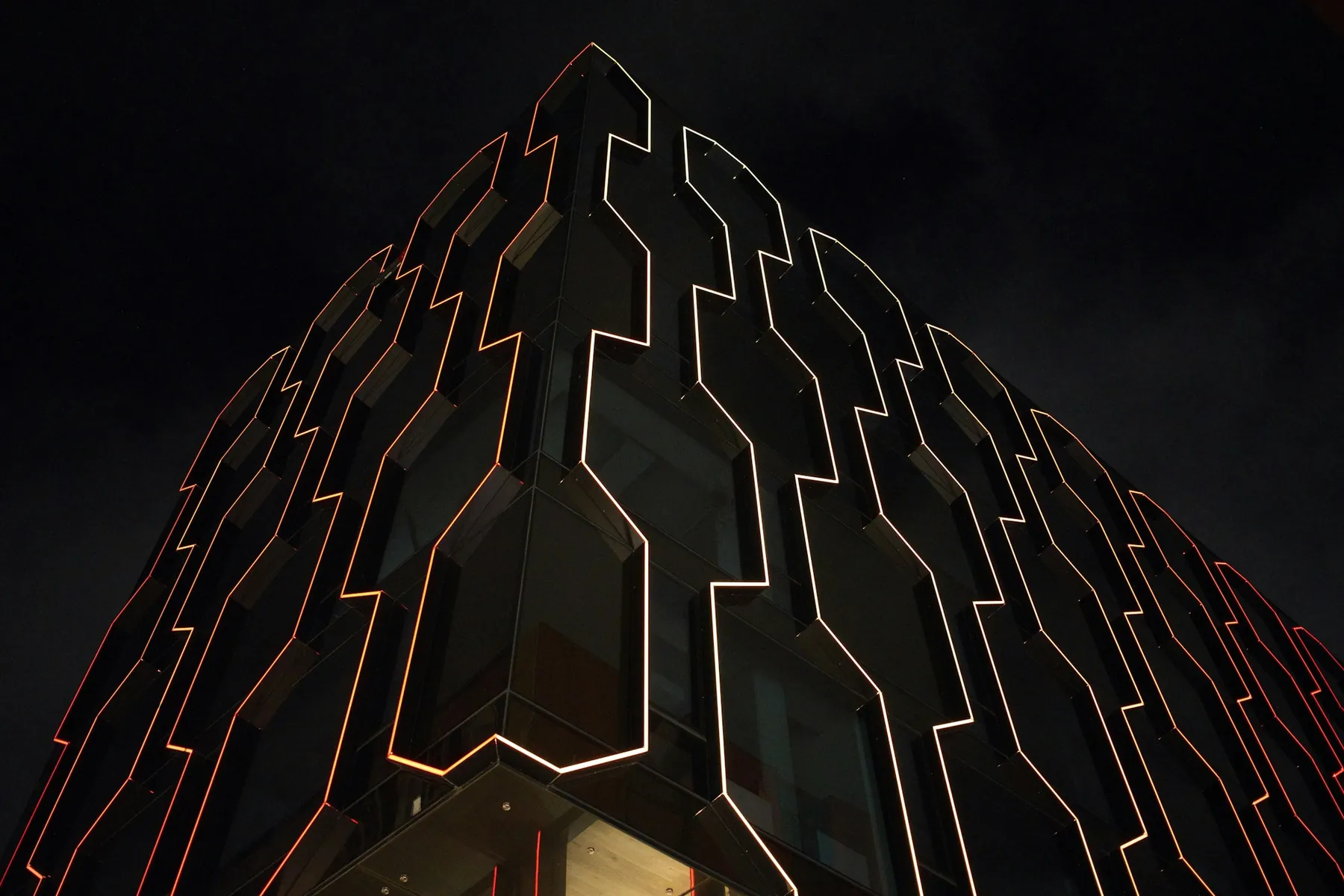 Facade lighting