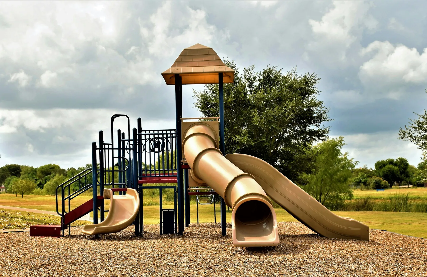 Outdoor play structure