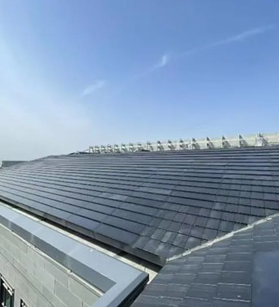 Flat tile installation